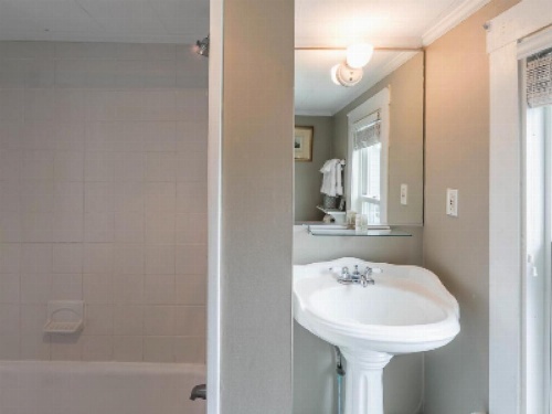 Snug Cottage image 14