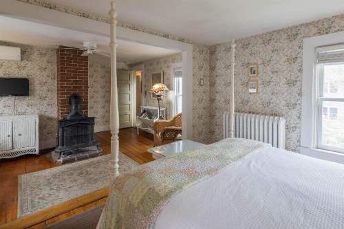 Snug Cottage image 36